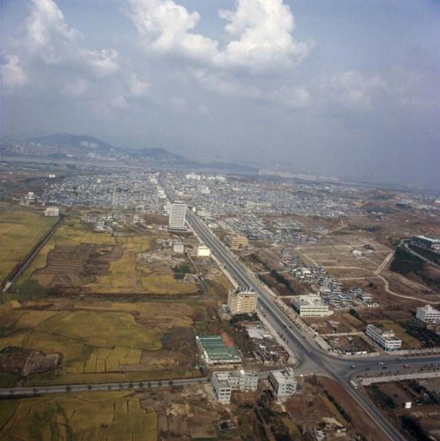 1976년 강남역 사거리.jpg